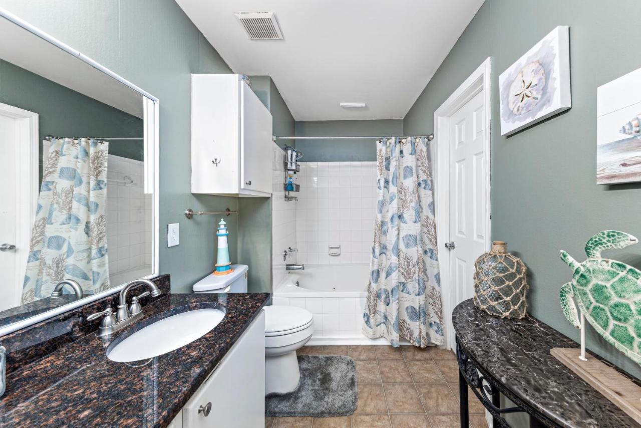 Cozy Budget Friendly Close To The Apartment *