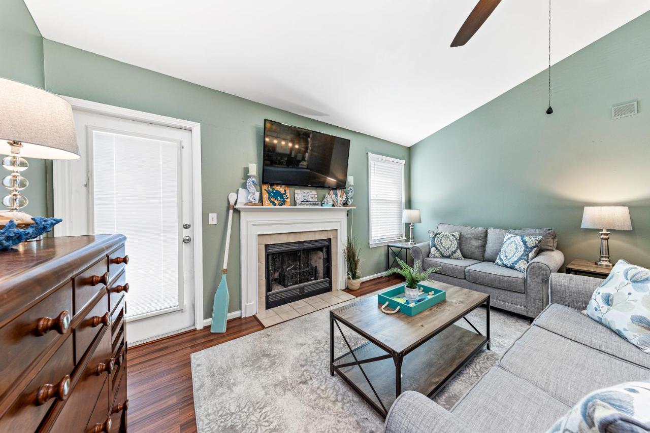 Cozy Budget Friendly Close To The