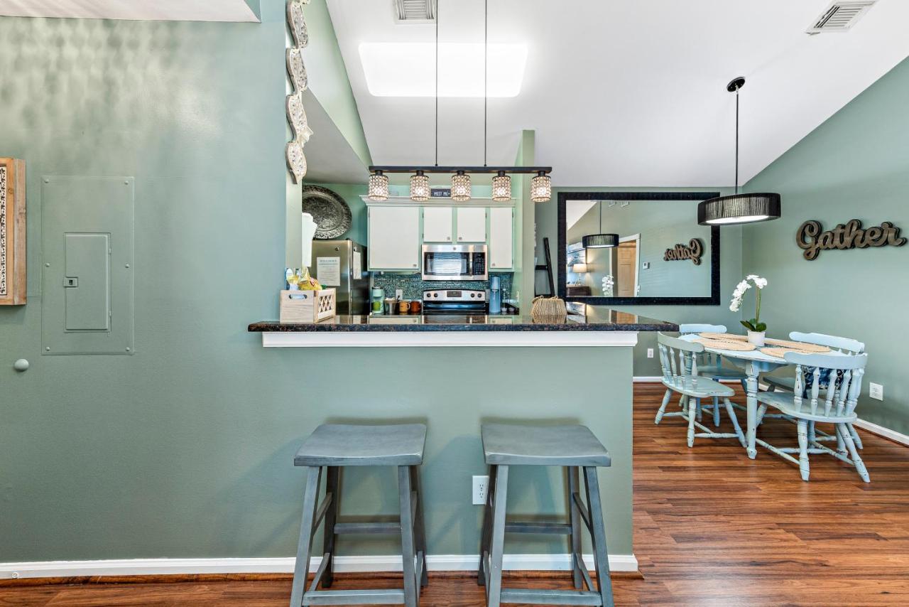 Cozy Budget Friendly Close To The Gulf Shores